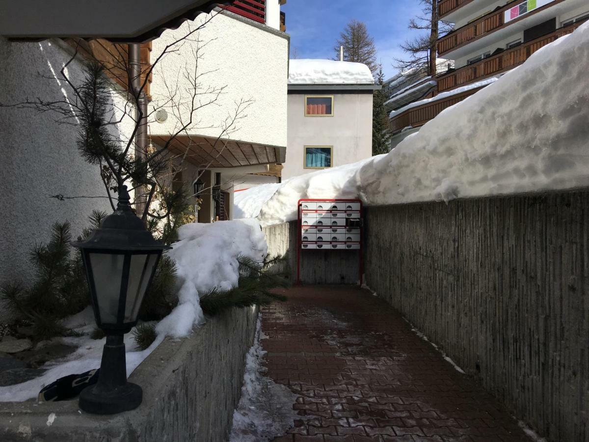 Haus Colmar Appartement Zermatt Buitenkant foto