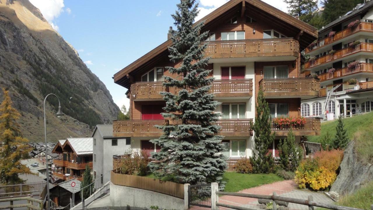 Haus Colmar Appartement Zermatt Buitenkant foto