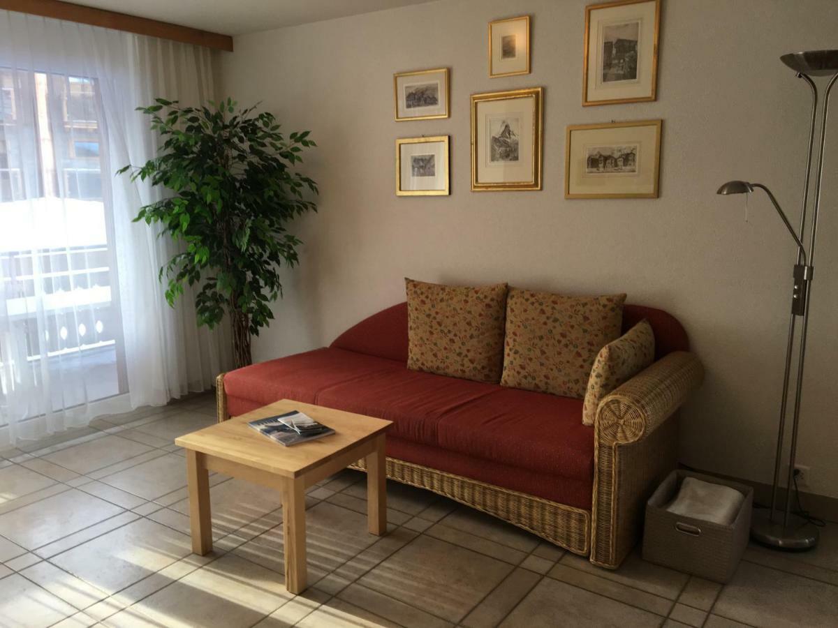 Haus Colmar Appartement Zermatt Buitenkant foto